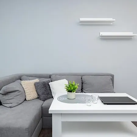 Dworcowa By Renters Apartman Kołobrzeg