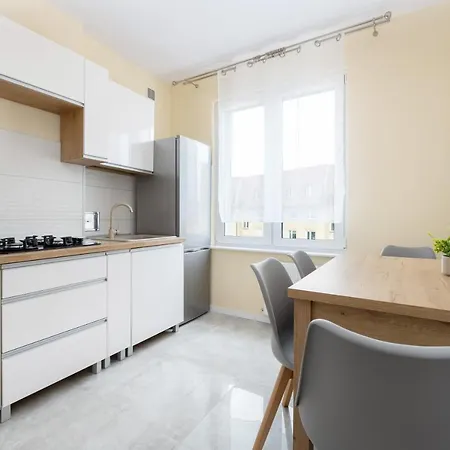 Dworcowa By Renters * Колобжег