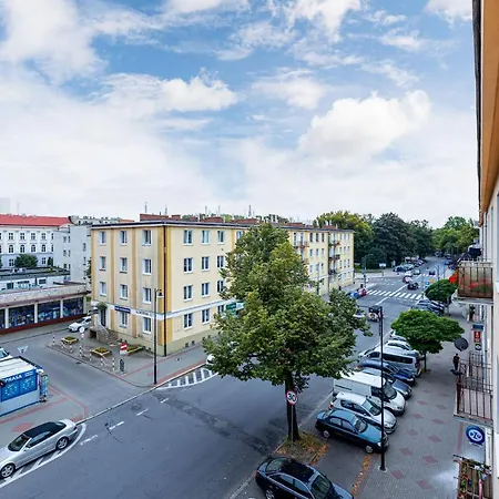 Apartment Dworcowa By Renters